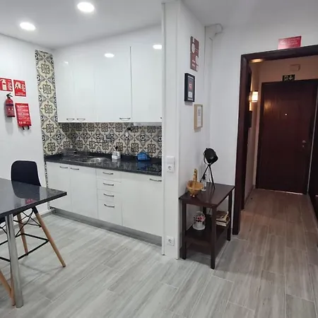 Apartman Desertas View *