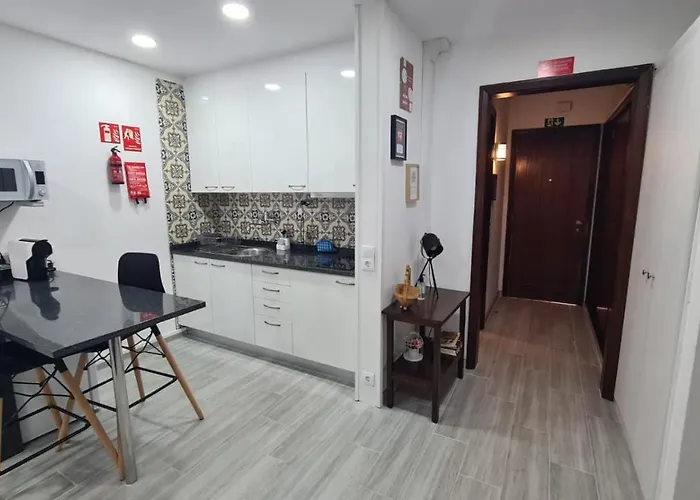 Апартаменты Desertas View *